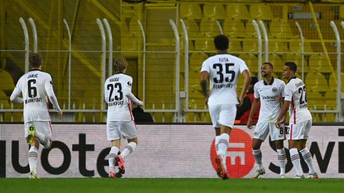 Eintracht Frankfurt macht Achtelfinal-Einzug mit Remis perfekt