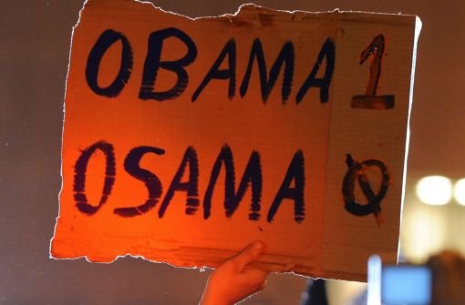 Am Ground Zero in New York jubelt ein Amerikaner  über den Tod von Osama bin Laden. Foto: EPA