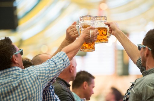 Mit einer einstweiligen Verfügung wurde der Brauerei Härle die Bier-Werbung mit dem Begriff „bekömmlich“ untersagt. Das Landgericht Ravensburg hatte dies in einem Urteil bestätigt. Foto: dpa