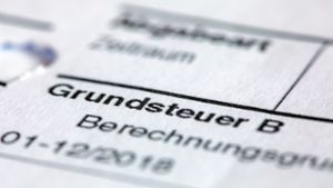Was ist die Berechnungsgrundlage für die Grundsteuer? Das bereitet Eigentümern heftiges Kopfzerbrechen. Foto: dpa/Jens Büttner