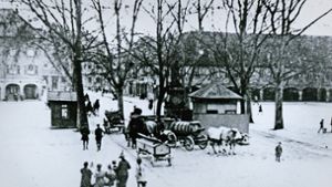 Nette Toilette im Jahr 1910: der Marktplatz mit Bedürfnisanstalt Foto: Stadtarchiv