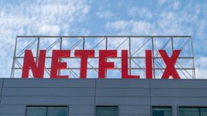 Netflix wird teurer - auch in Deutschland. Foto: Andrej Sokolow/dpa