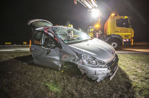 Ein 23-Jähriger wollte auf der B29 einem Hasen ausweichen – dann verlor er die Kontrolle über den Wagen. Foto: 7aktuell.de/Simon Adomat
