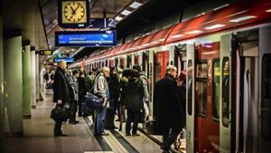 Zu manchen Zeiten herrscht – wie hier in der S-Bahn-Station Hauptbahnhof – Gedränge im Nahverkehr Foto: Lichtgut/Achim Zweygarth