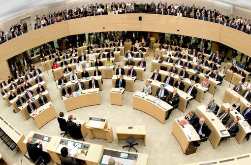 Der Landtag in Stuttgart zählt 143 Abgeordnete – aber nicht alle stellen sich im Frühjahr 2021 wieder zur Wahl. Foto: dpa/Bernd Weissbrod