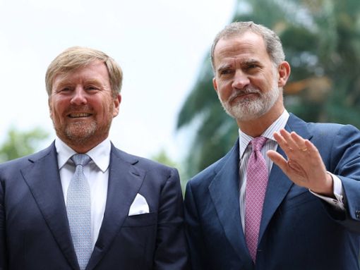 König Willem-Alexander der Niederlande (l.) und König Felipe VI. von Spanien in Madrid. Foto: imago images/ABACAPRESS/Europa Press/Isabel Infantes Eu