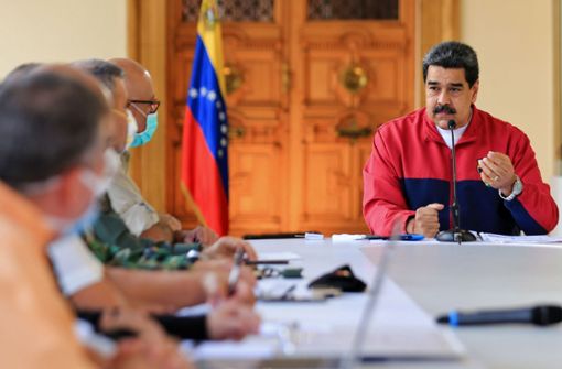 Venezuelas Staatschef Nicolás Maduro bei einer Krisensitzung zum Coronavirus. Foto: AFP/JHONN ZERPA