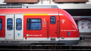 Im S-Bahnverkehr in der Region Stuttgart kommt es derzeit zu Behinderungen.  (Symbolfoto) Foto: Lichtgut/Achim Zweygarth