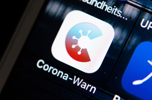 Die Corona-Warn-App wirkt, aber noch lange nicht so, wie sie es könnte, meinen Experten. Foto: dpa/Catherine Waibel