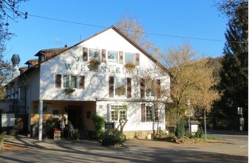 Die Immobilie an der Feuerbacher-Tal-Straße 200 hat den Besitzer gewechselt. Der Landgasthof Wiesengrund schließt nach 27 Jahren. Foto: Lederer