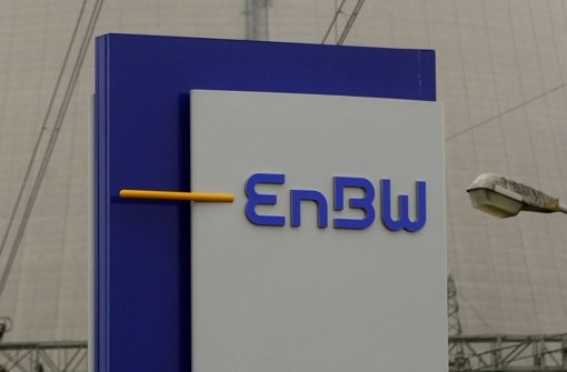 EnBW-Logo vor Kernkraftwerk in Philippsburg Foto: dpa