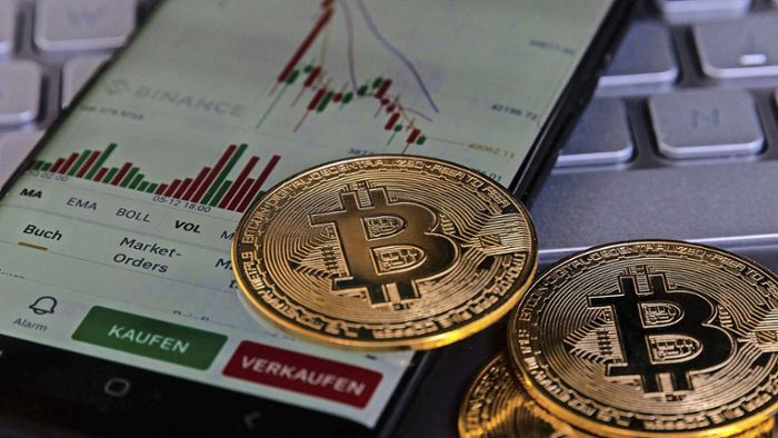 Bitcoin-Betrüger zockt Kleinanleger ab