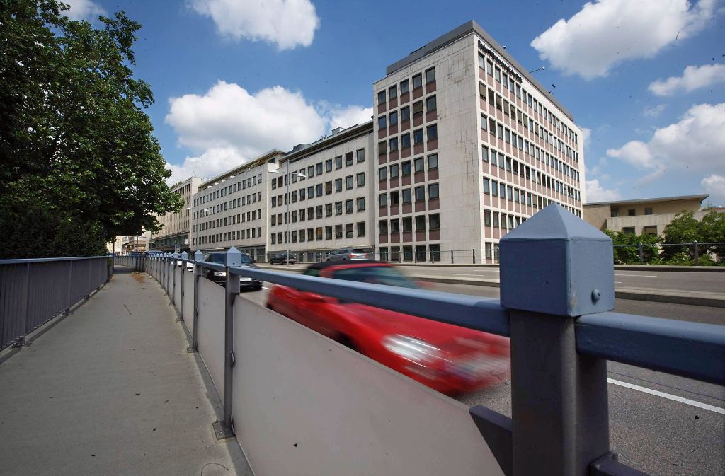 Blick auf das alte Bürogebäude an der Paulinenstraße.