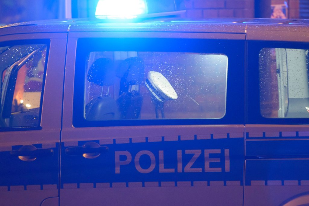 Nach der tödlichen Messerstecherei zwischen zwei Rockerbanden kurz vor Heiligabend in Esslingen sitzen mittlerweile 15 Verdächtige in Haft. Ein 22-Jähriger war gestorben.