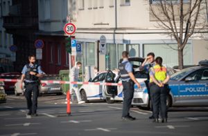 Ein Mann verletzte in der Mainzer Innenstadt am Dienstag mit einem Messer mehrere Personen, einen Mann schwer – nun werden Details zu den Umständen bekannt. Foto: dpa/Sebastian Gollnow