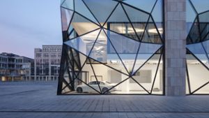 IT-Haus feiert Eröffnung  in Stuttgart-Möhringen: Bechtle zieht in ehemalige Daimler-Zentrale auf der Sternhöhe