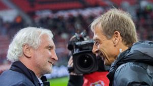 Jürgen Klinsmann hat mit Hertha BSC seinen Kumpel Rudi Völler und Bayer Leverkusen besiegt. Foto: dpa/Rolf Vennenbernd
