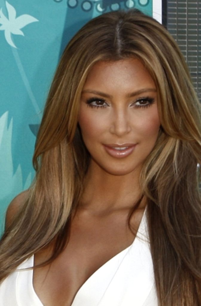 Kim Kardashian, die stets viel Wert auf ihr Äußeres legt, wird nun 35.