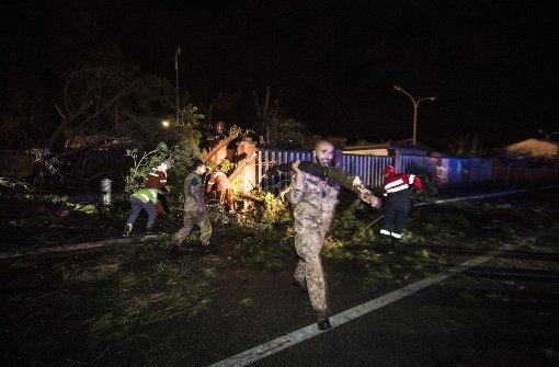 30 Kilometer nördlich von Rom richtete eine Tornado Schäden an. Foto: ANSA