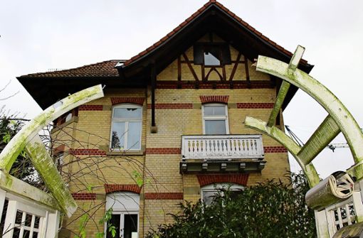 Die Villa an der Waldstraße wurde  Ende des 19. Jahrhunderts gebaut. Sie ist eines von mindestens drei sogenannten Judenhäusern in Degerloch. Foto: privat, Caroline Holowiecki (3)
