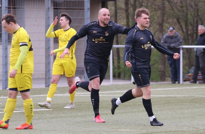 Fußball Bezirksliga: Der nächste Minuten-K.-o. für die Spvgg Warmbronn