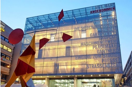 Das Kunstmuseum Stuttgart muss wegen der Sanierung des Lichtbandes auf dem Kleinen Schlossplatz im Mai teilweise geschlossen werden.  Foto: dpa