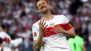 VfB-Kapitän Christian Gentner kann mit dem Unentschieden aus dem Hinspiel nicht zufrieden sein. Foto: Bongarts/Getty Images
