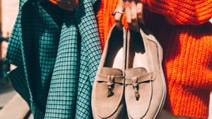 Flat Shoes wie klassische Loafer sind dieses Frühjahr die erste Wahl. Foto: Senyuk Mykola/Shutterstock