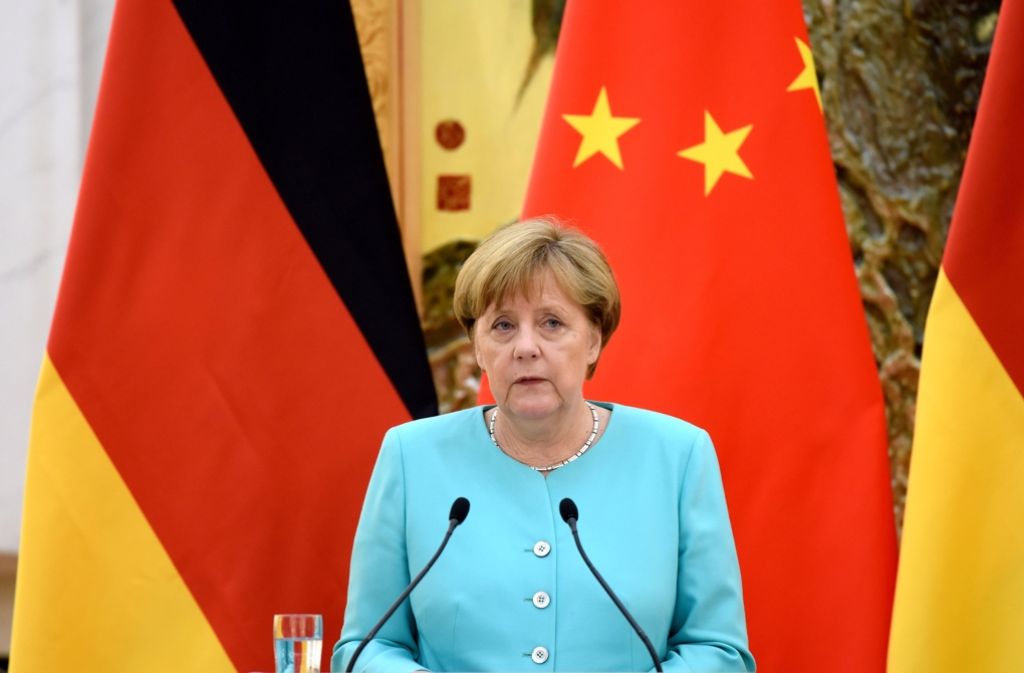 Kanzlerin Merkel äußert sich in China zum Blutbad in einem Nachtklub in den USA Foto: dpa