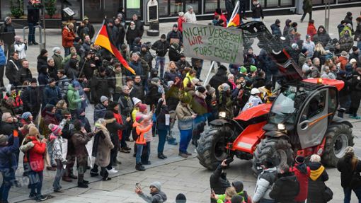 Kommen sie, oder kommen sie nicht? Derzeit sieht es danach aus, als ob am Freitag in Stuttgart kein größerer Protest mit Traktoren zu erwarten ist. Foto: Lichtgut/Max Kovalenko