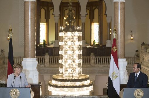 Kanzlerin Angela Merkel und Ägytens Präsident Abdel Fattah al-Sisi treten vor die Presse. Foto: dpa