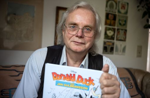 Seit 40 Jahren zeichnet Jan Gulbransson Geschichten für den Comicstar Donald Duck. Foto: dpa