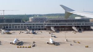 Eine Maschine der portugiesischen Airline TAP konnte den Stuttgarter Flughafen nicht verlassen (Archivfoto). Foto: dpa