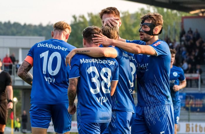 Stuttgarter Kickers gewinnen in Steinbach: Die Blauen machen den nächsten Schritt nach vorne