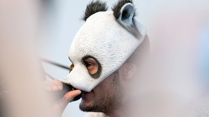 Panda auf der Buchmesse: Cro in Frankfurt Foto: dpa