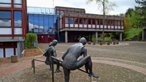 Auf dem  Steinenberg könnte  zur Grundschule eine Außenstelle des Wirtemberg-Gymnasiums errichtet werden. Foto: Mathias Kuhn