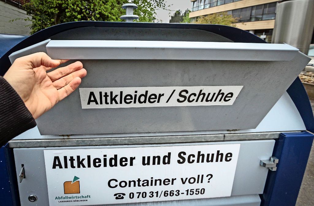 Für niedrige Müllgebühren: Der Landkreis ruft die Bevölkerung zur Nutzung der 300 Container des AWB auf. Foto: factum/Bach