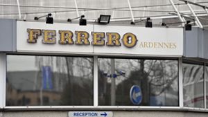 Unter anderem die Ferrero-Fabrik in Arlon wurde erneut durchsucht. (Archivbild) Foto: AFP/ERIC LALMAND