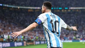 Lionel Messi hat es geschafft und sich mit Argentinien zum Weltmeister gekrönt. Damit beendet er seien Nationalmannschaftskarriere. Foto: dpa/Tom Weller