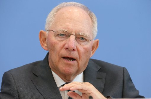 Finanzminister Wolfgang Schäuble (CDU) sieht erst nach der Bundestagswahl Spielraum für größere Steuerentlastungen. Foto: dpa