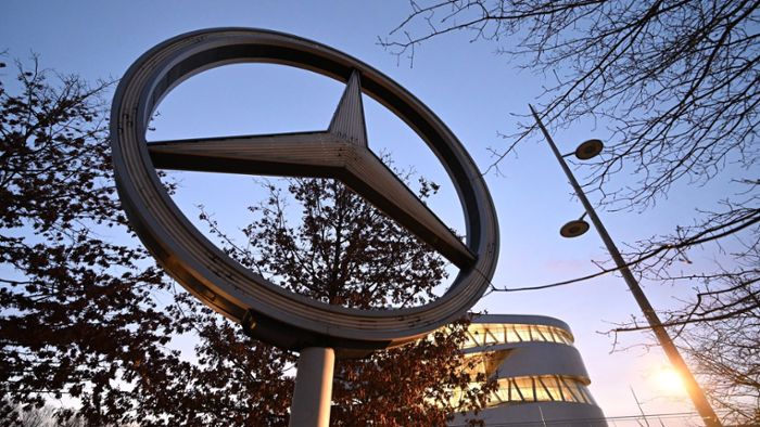 Stuttgarter Autobauer steigert Umsatz und Gewinn deutlich
