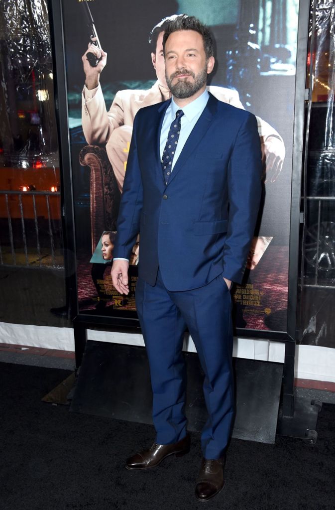 Oscar-Preisträger Ben Affleck gab sich stolz aber sichtlich entspannt bei der Premiere seines neuen Films „Live by Night“ am Montagabend in Los Angeles.