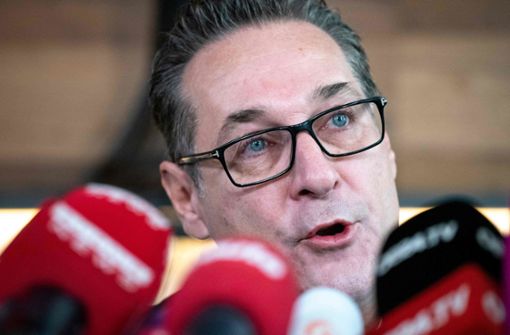 Straches Stern ist innerhalb weniger Monate komplett erloschen. Foto: AFP/JOE KLAMAR