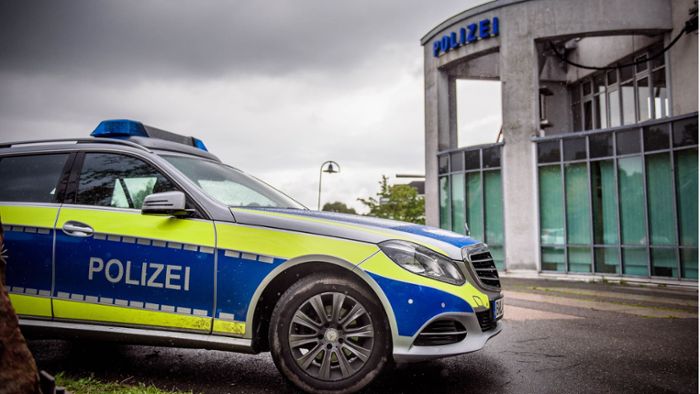 Unfall in Fellbach: Drei Verletzte und 100 000 Euro Schaden
