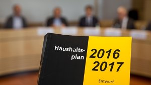 Mitte September präsentierte die Rathausspitze den Entwurf  für den Haushalt der nächsten beiden Jahre. Nun haben die Fraktionen geantwortet. Foto: Lichtgut/Leif Piechowski