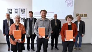 von links nach rechts: Jurymitglied Prof. Dr. Dr. Michael Eckert, Preisträgerin Gudrun Vogel, Martin R. Handschuh, Moritz Dümmel, Johannes Koch, Daniela Altmannshofer und Rolf Kilian (v.li.). Foto:  