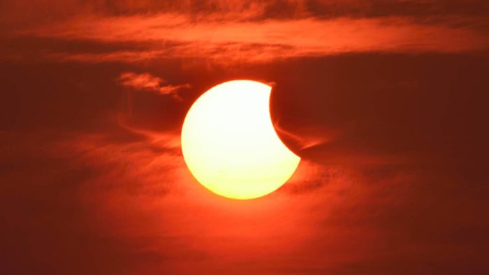 Wie oft gibt es eine Sonnenfinsternis? 