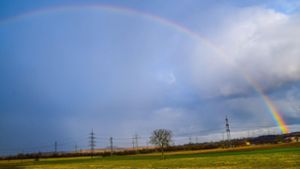 Regenbogen wie diese sind am Montag in Stuttgart und Region zu bewundern gewesen. Foto: 7aktuell.de/Fabian Geier