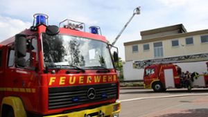 Die Feuerwehr Ludwigsburg wurde am Donnerstag zu einem Brand in einem Umspannwerk gerufen. Foto: SDMG