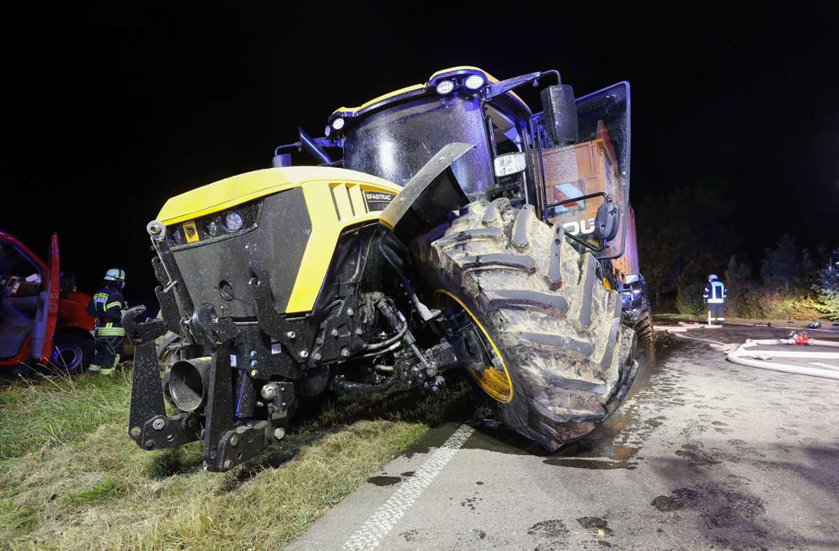 Der Traktorfahrer wurde beim dem Unfall nicht verletzt. Foto: 7aktuell.de/Thomas Warnack/7aktuell.de | Thomas Warnack